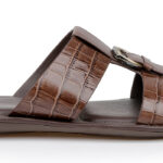 Winston - Angle View