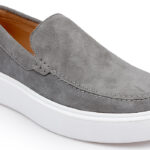Giovanni Grey Slip On - Close-up View